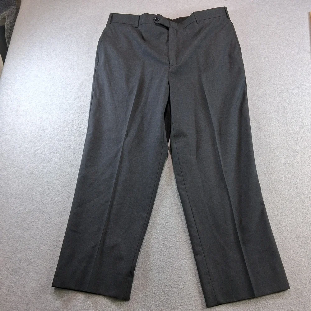 Jos A Bank Suit 46S 40x28 Gray Heathered Wool Two Button Flat Front No Cuff Pant